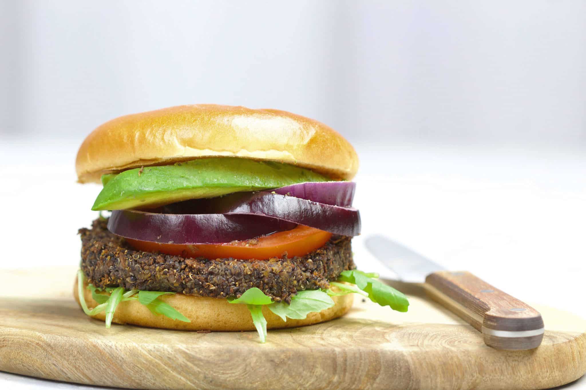 Black quinoa burger
