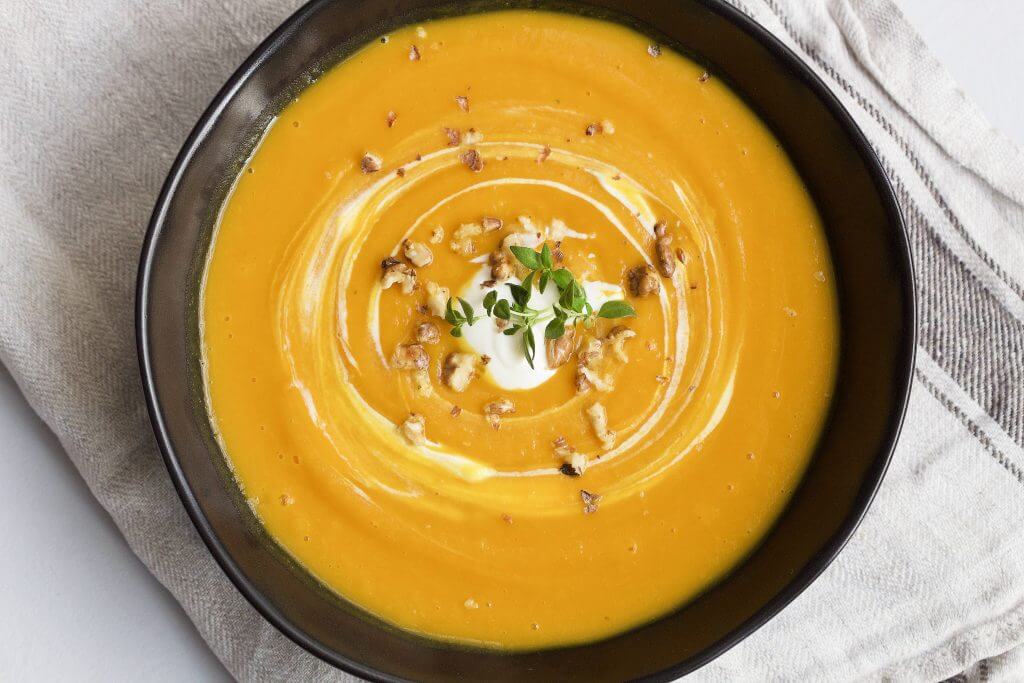 The perfect spicy pumpkin soup for autumn lunch.