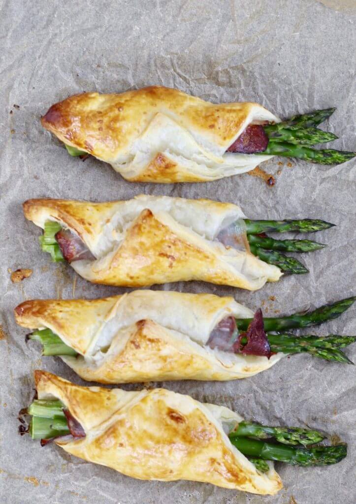 Puffy asparagus with Schwartzwald ham and parmesan | benefits of asparagus