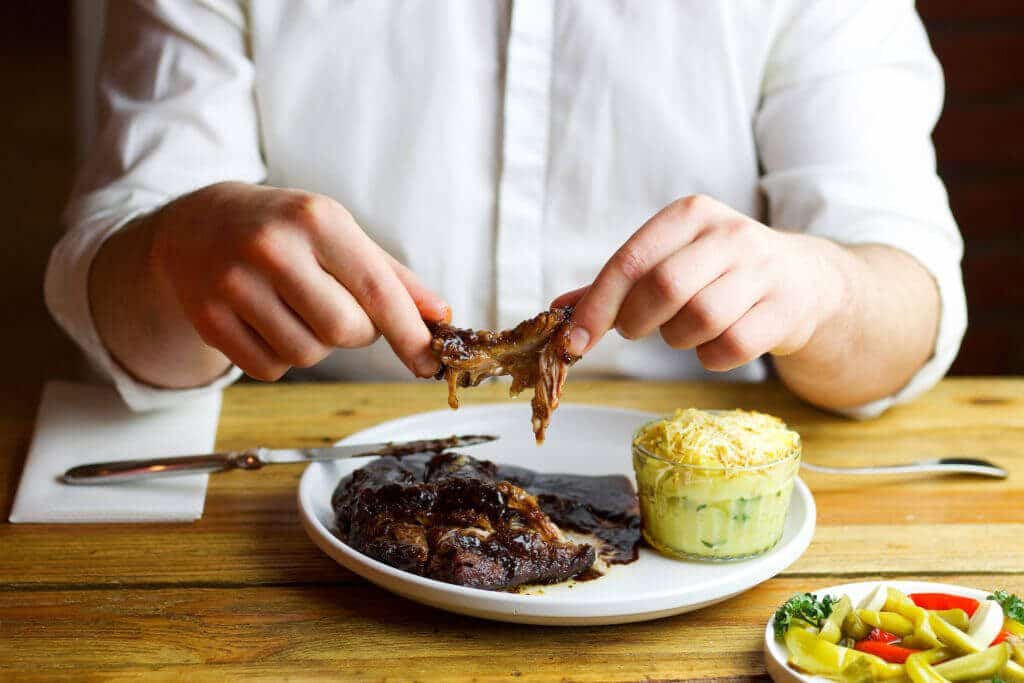 Slow roasted BBQ ribs with creamy sauce, and baked mashed potatoes with smoked cheese.