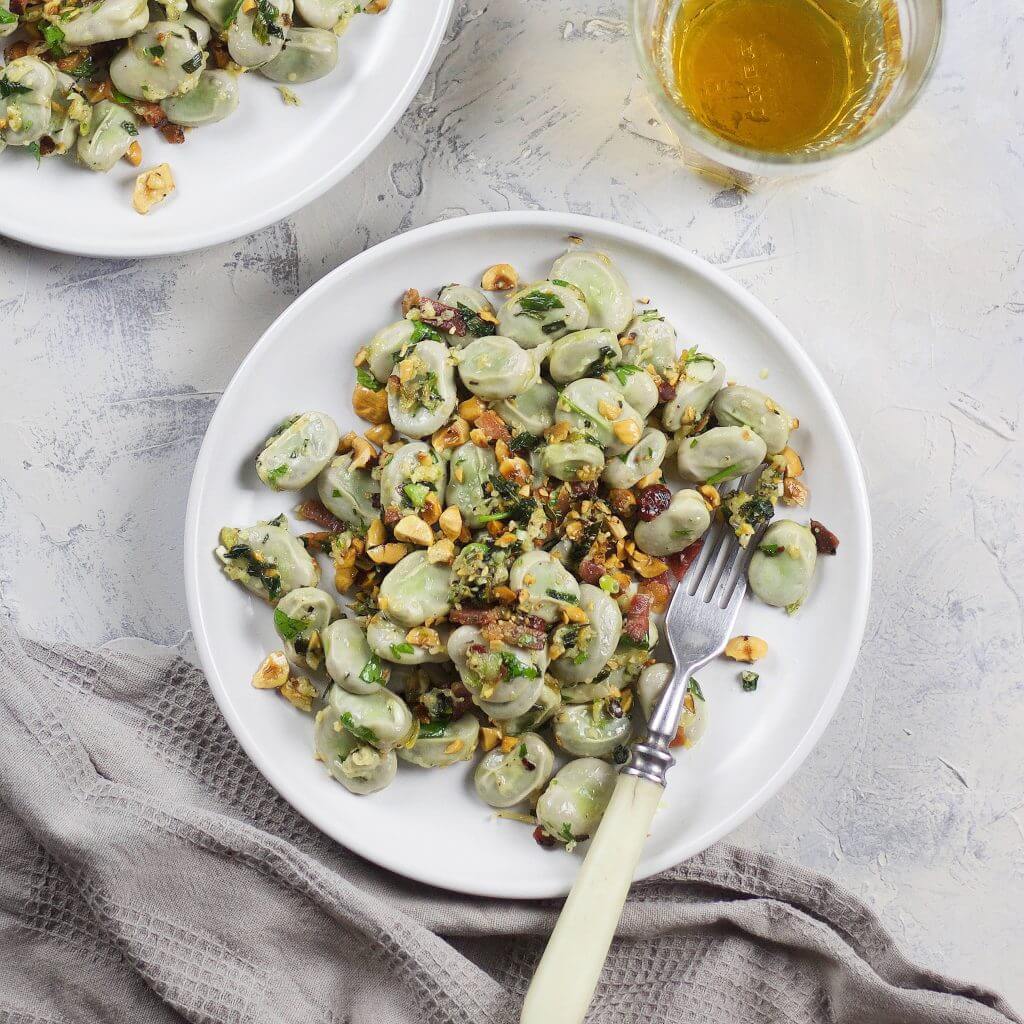 Broad beans with spring onion pesto for quick lunch which you can make in no time