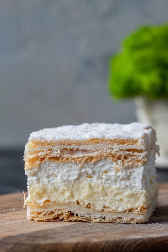 Papal cream cake or kremowka. - One of the best Polish desserts ...