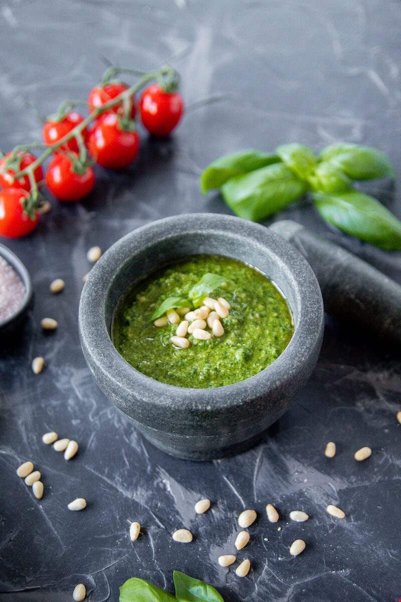 The simplest vegan basil and pine nuts pesto. Delicious and ready in ...