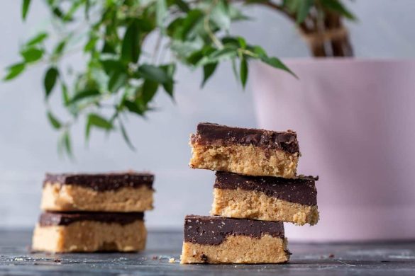 Vegan peanut butter bars. No-bake, easy and delicious.